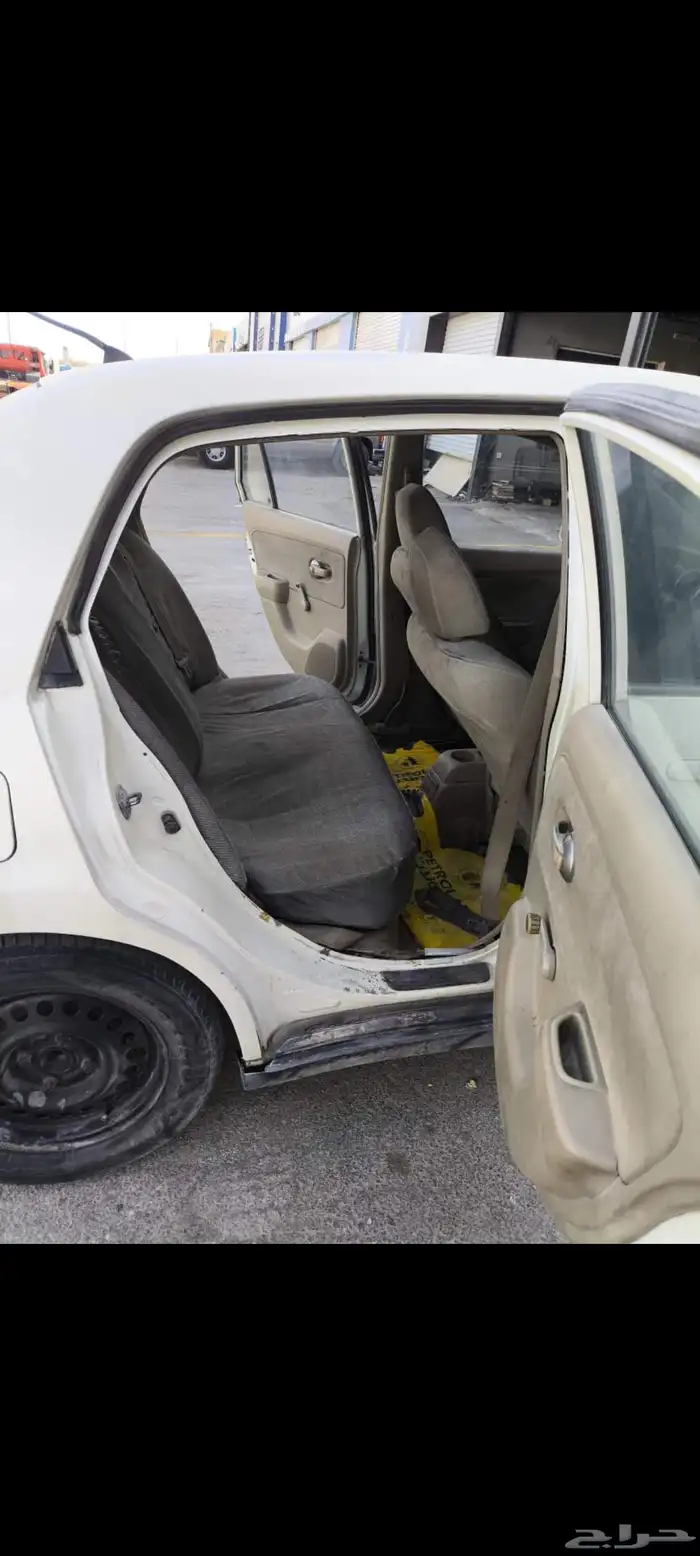Nissan Tiida 7
