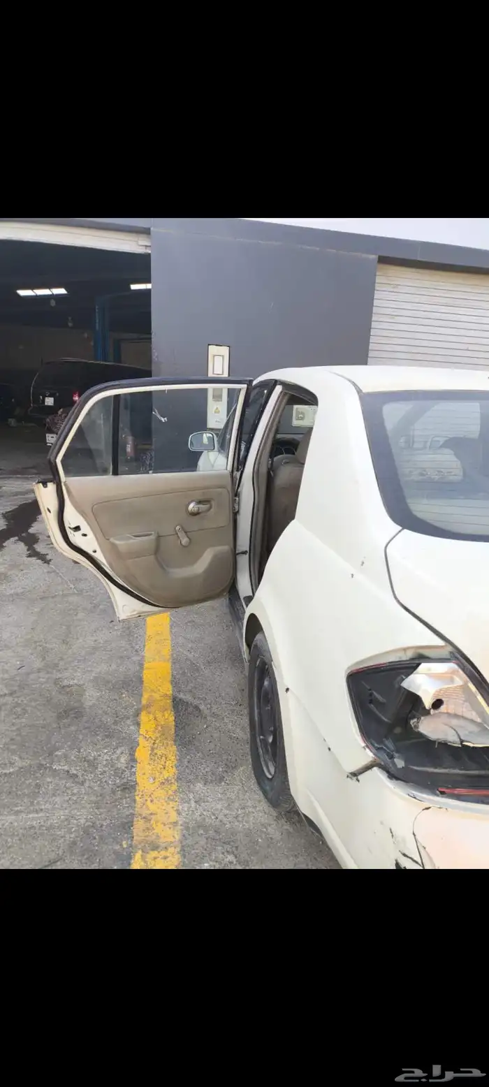 Nissan Tiida 6