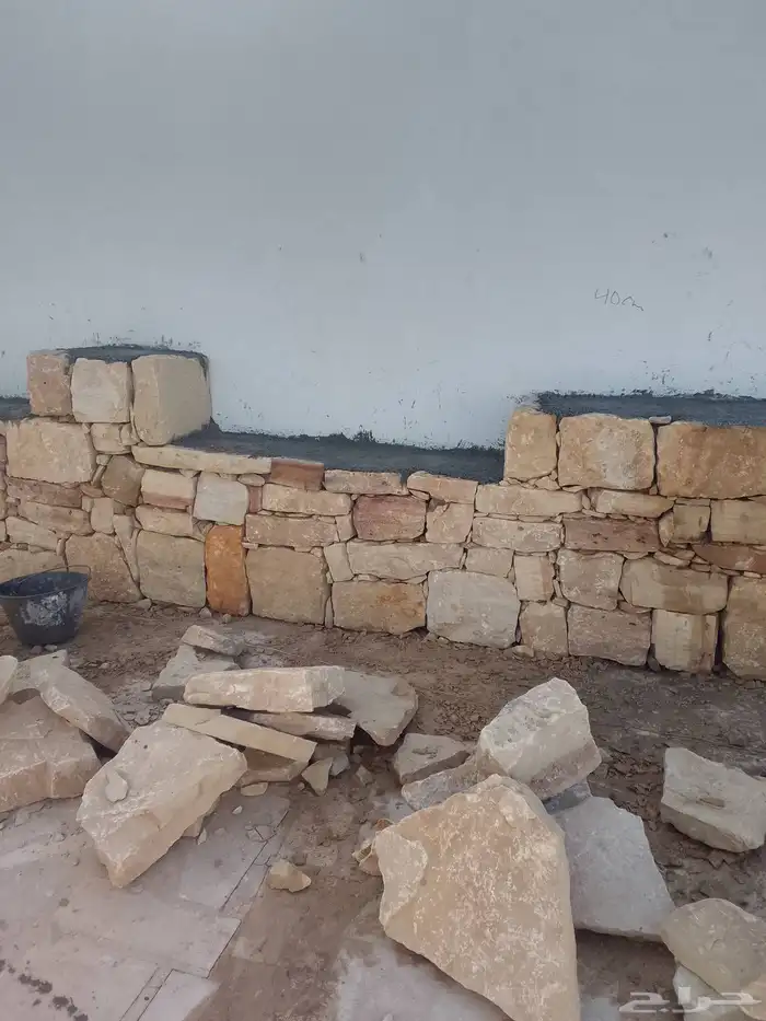 مقاول في جميع اعمال التراث الشعبي الحجر والطين .. 0