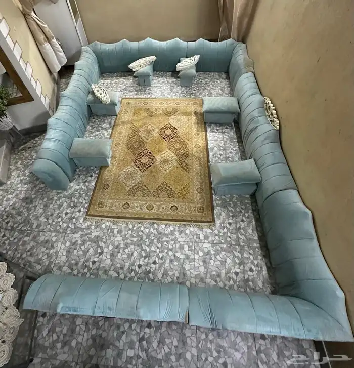 مساند شبه جديدة مساحه 5 في 5 8