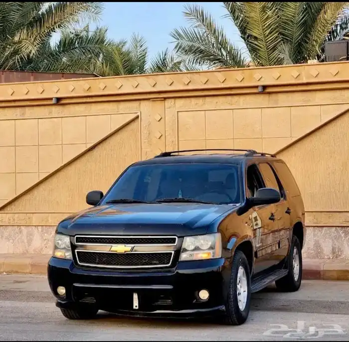 تاهو للبيع 2013 او للبدل بسيارة صغيره مديل حديث 0