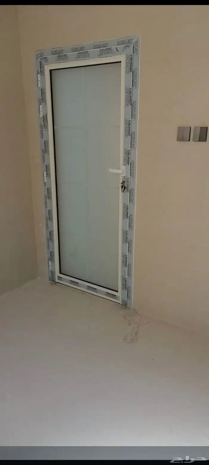 باب المنيوم شرائح دبل باب عادي 5