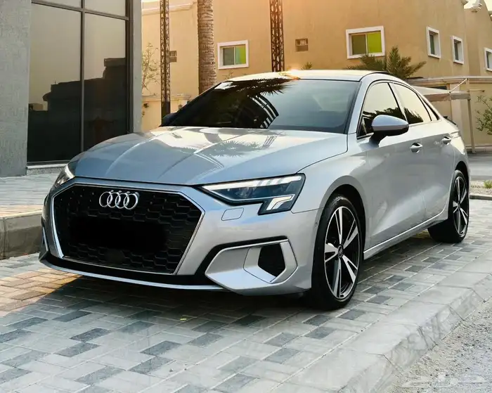 Audi A3 2023 على الضمان فل اوبشن 0