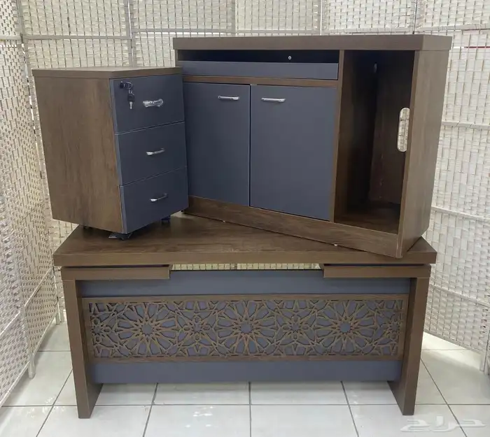 مجموعة مكتب تنفيذي فاخرة مع خزانة 2