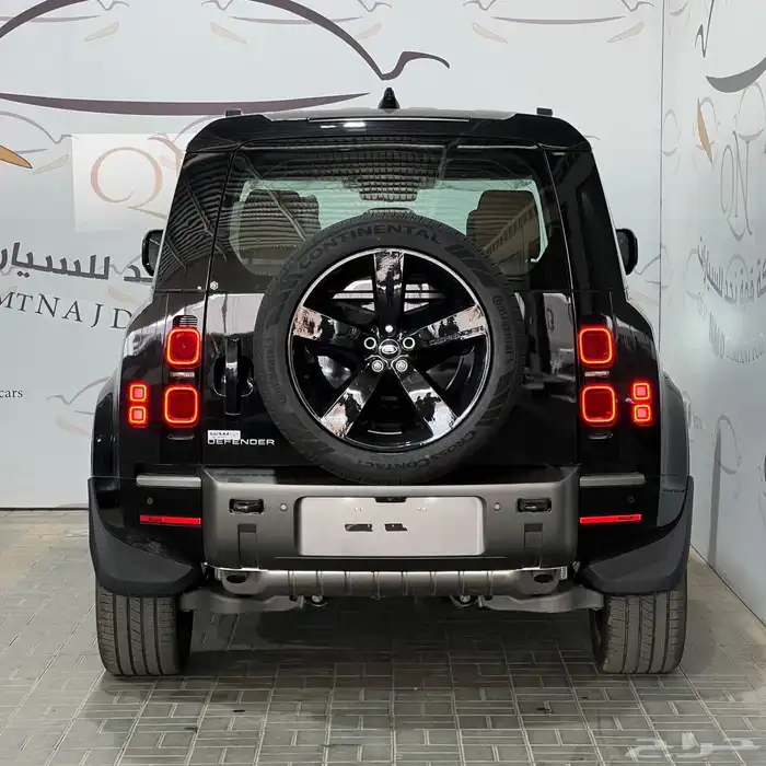 لاند روفر ديفندر 6 سلندر HSE موديل 2025 سعودى 9