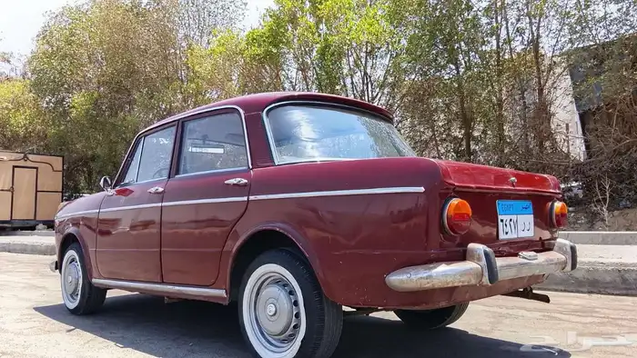 للبيع سيارة فيات 1100 R موديل 1975 7