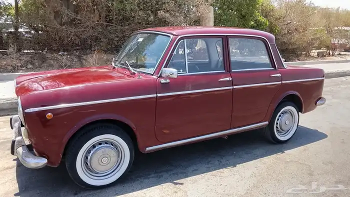 للبيع سيارة فيات 1100 R موديل 1975 4