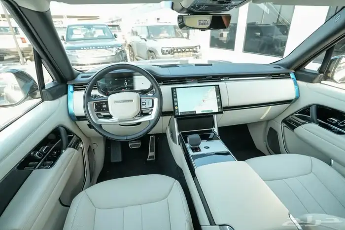2025 رنج روفر P530 اوتوبيوجرافي V8 ضمان خمس سنوات جديد 4