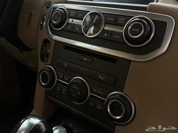 لاند روفر ديسكفري Land Rover Discovery 2013 24