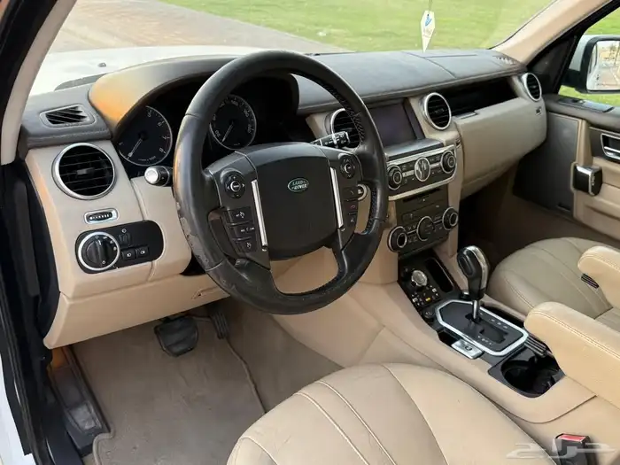 لاند روفر ديسكفري Land Rover Discovery 2013 35
