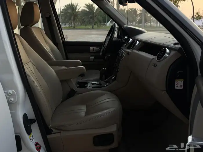لاند روفر ديسكفري Land Rover Discovery 2013 16