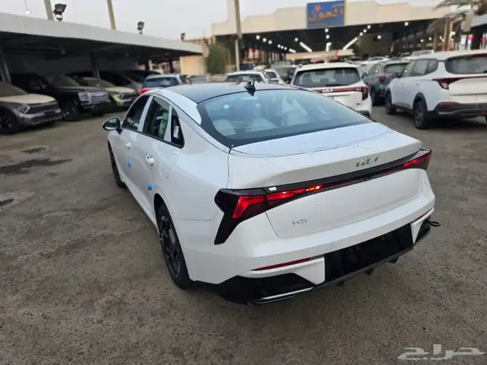 كيا K5 مطور بانوراما 2025 6