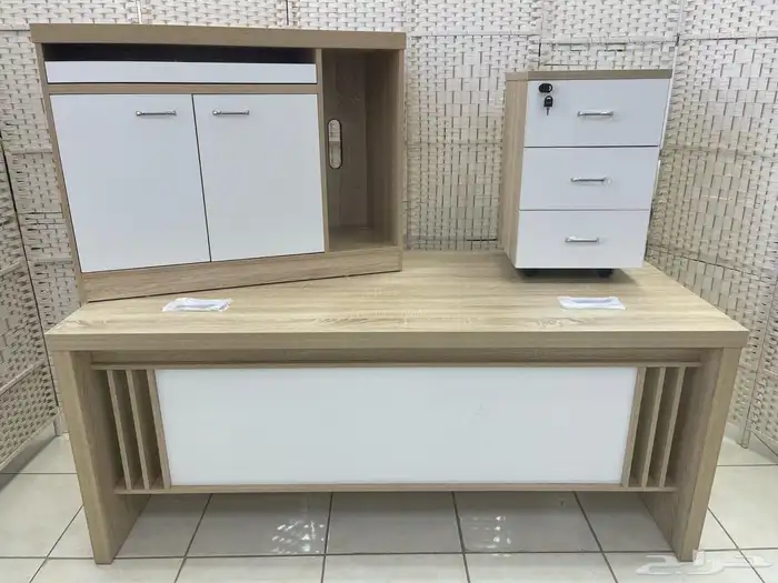 مجموعة مكتب تنفيذي فاخرة مع خزانة 5