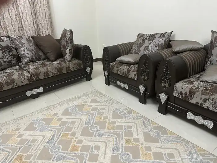 طقم كنب ثلاثيه ثنائية و2 فردي 0