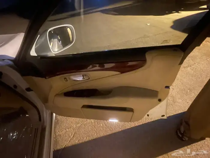 للبيع لكزس ls 460 موديل 2008 8
