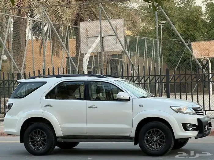 تويوتا - فورشنر - 2015 - سعودي - 60 عام فل كامل 1