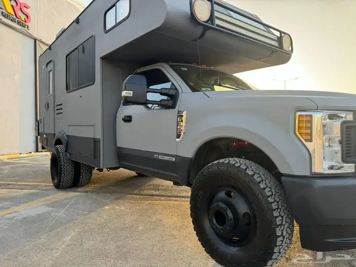 موتر هوم كرفان فورد F350 4