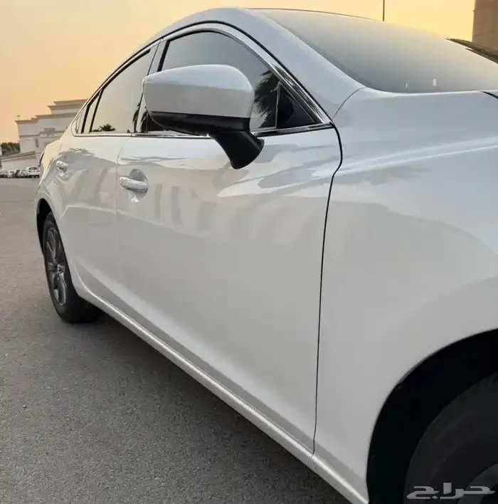 مازدا 6 ستاندر 2025 ابيض عداد 25000 15