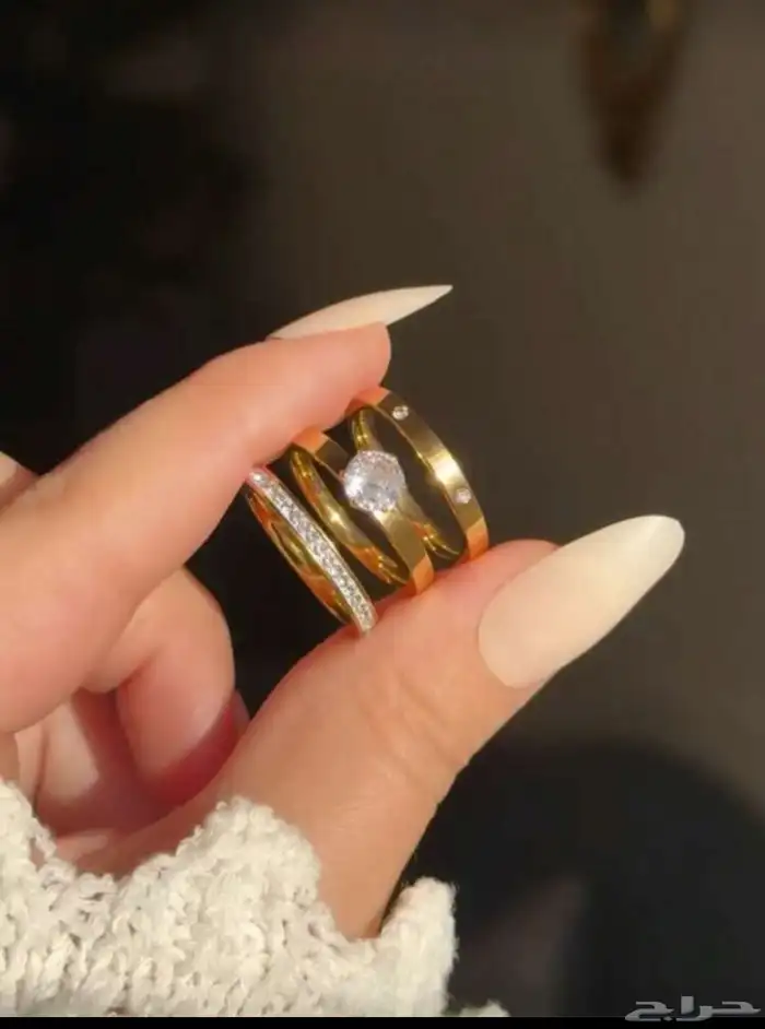 ملابس فستان بلوزه تنوره بوت كعب اكسسوارات بلوفر جكيت بجامه 12