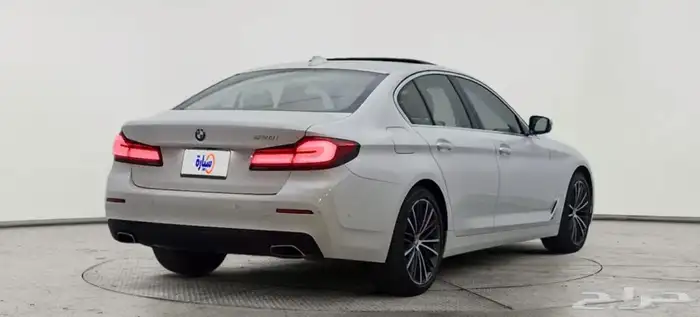بي ام دبليو i 520 موديل 2022 15