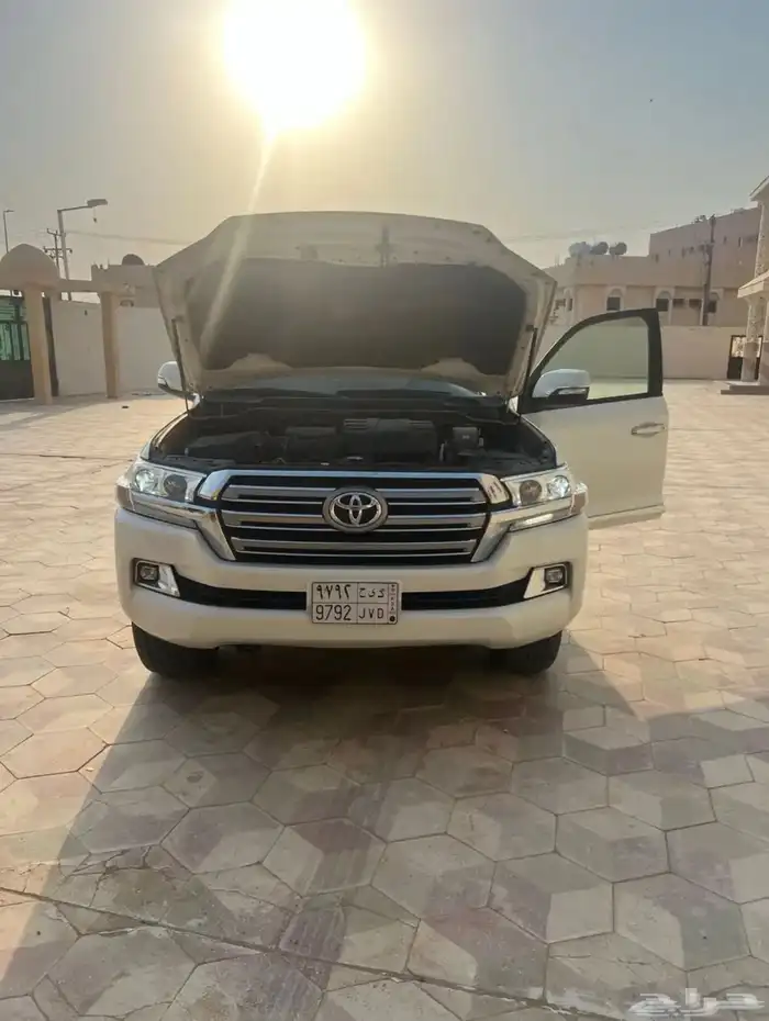 لاندكروزر للبيع 1