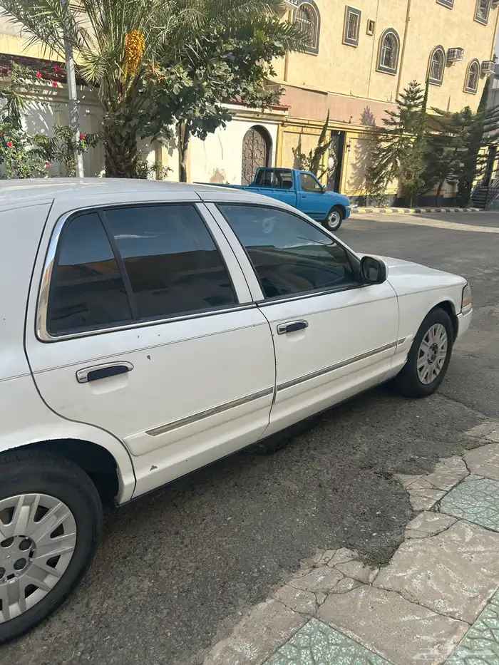 فورد ماركيز2005 5