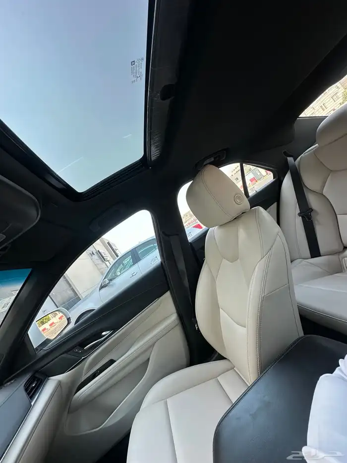 كاديلاك CT4 2021 9