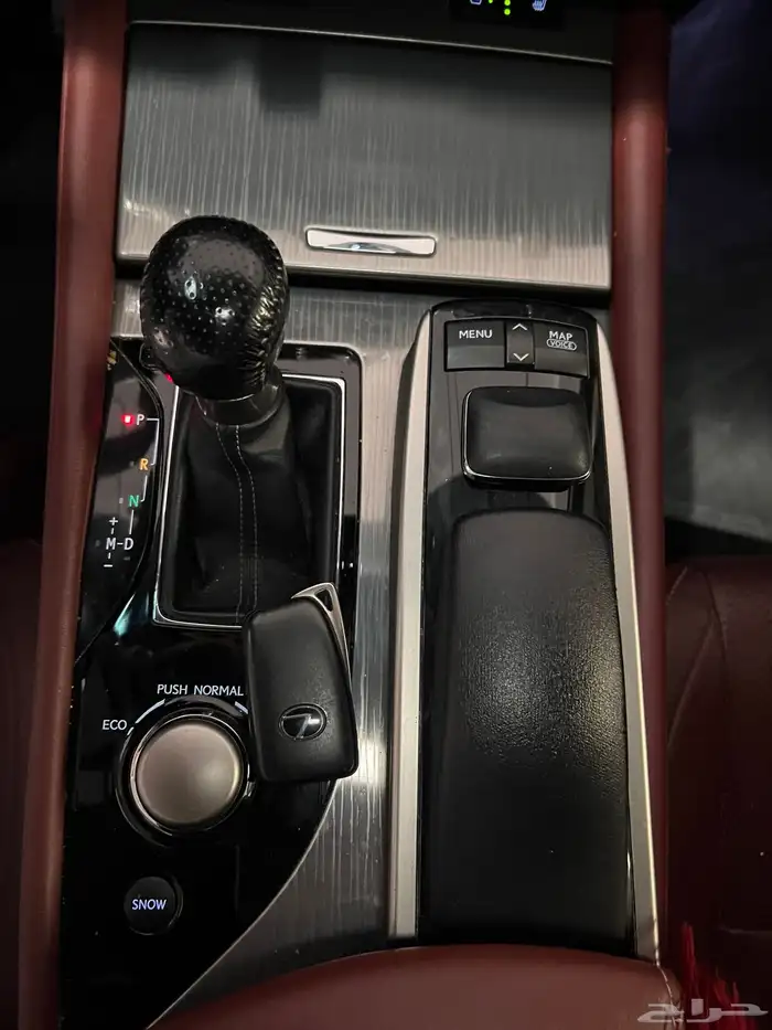 لكزسGs350 Fsport (لوح اماراتية) 10