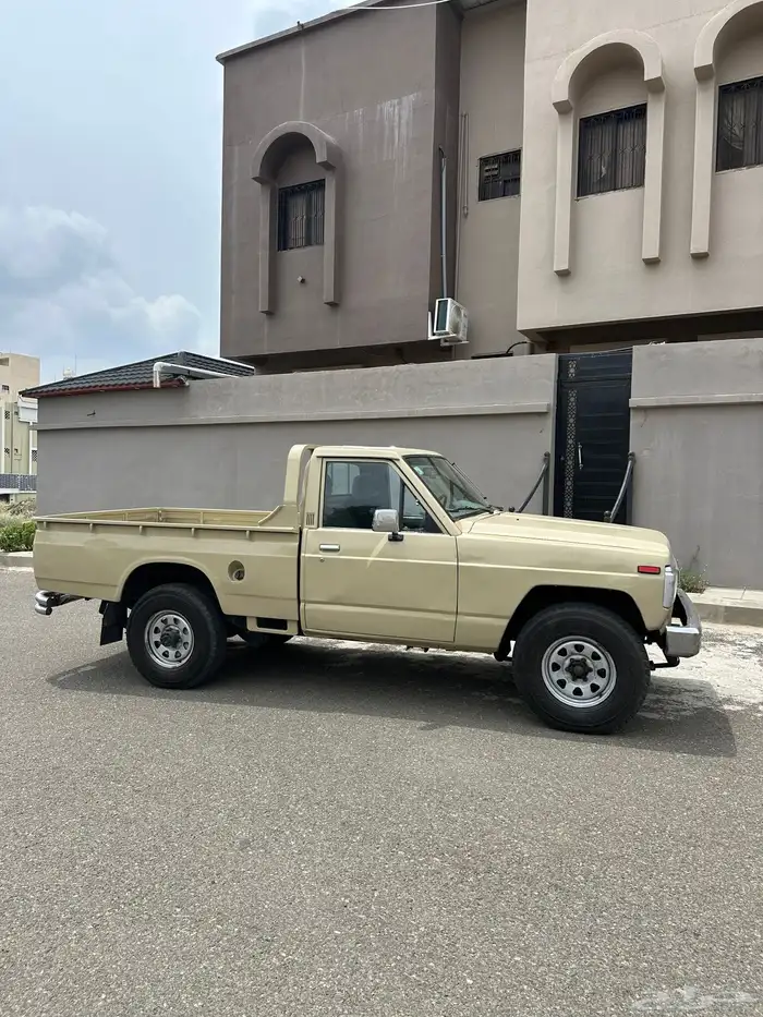 نيسان شاص 6