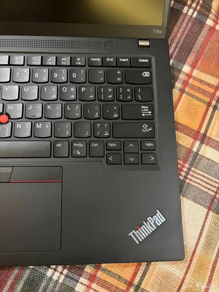 Lenovo ThinkPad T14s الجيل 13 تحت الضمان سنه ونص 4