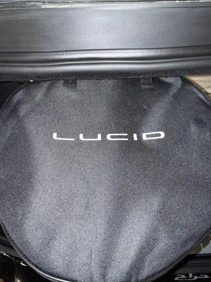 Lucid Air Touring   فخامة كهربائية بمواصفات عالية 42