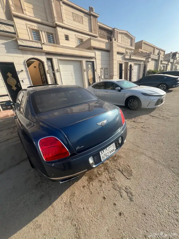 بنتلي 2010 نزل الحد الى 81 الف وصل س 70500 2