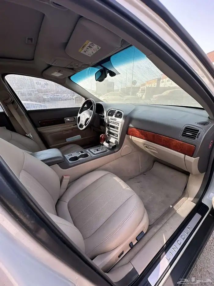 لينكولن ال اس 2005 19