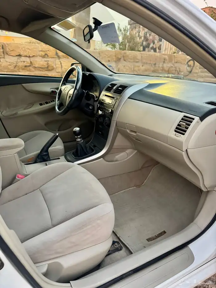 للبيع كورلا 2012 (XLI 1.6) نص فل ((نظيفة)) 32