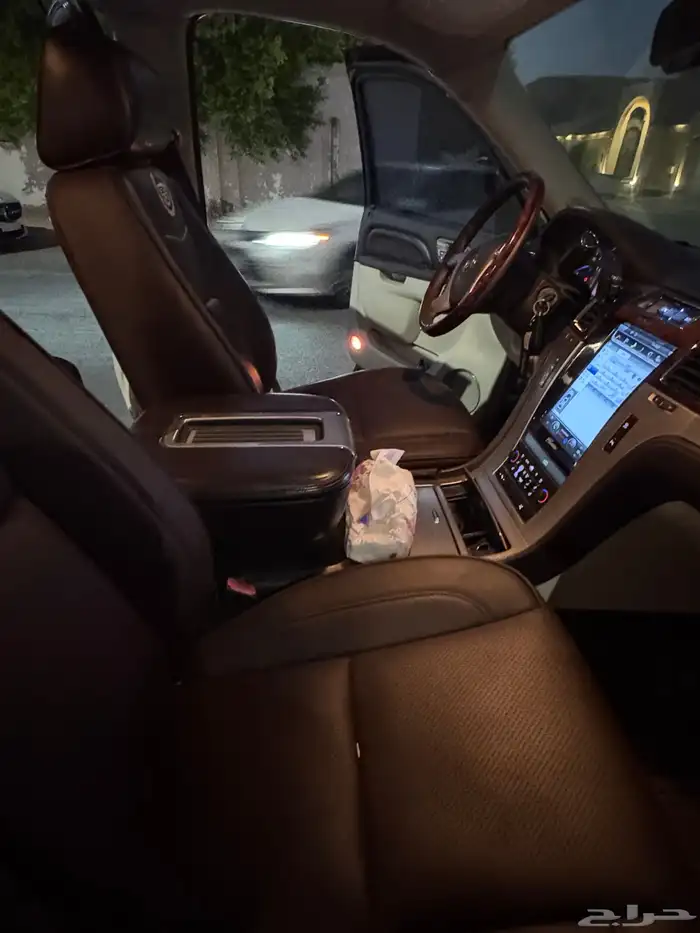 CADILLAC ESCALADE PLATINUM 22