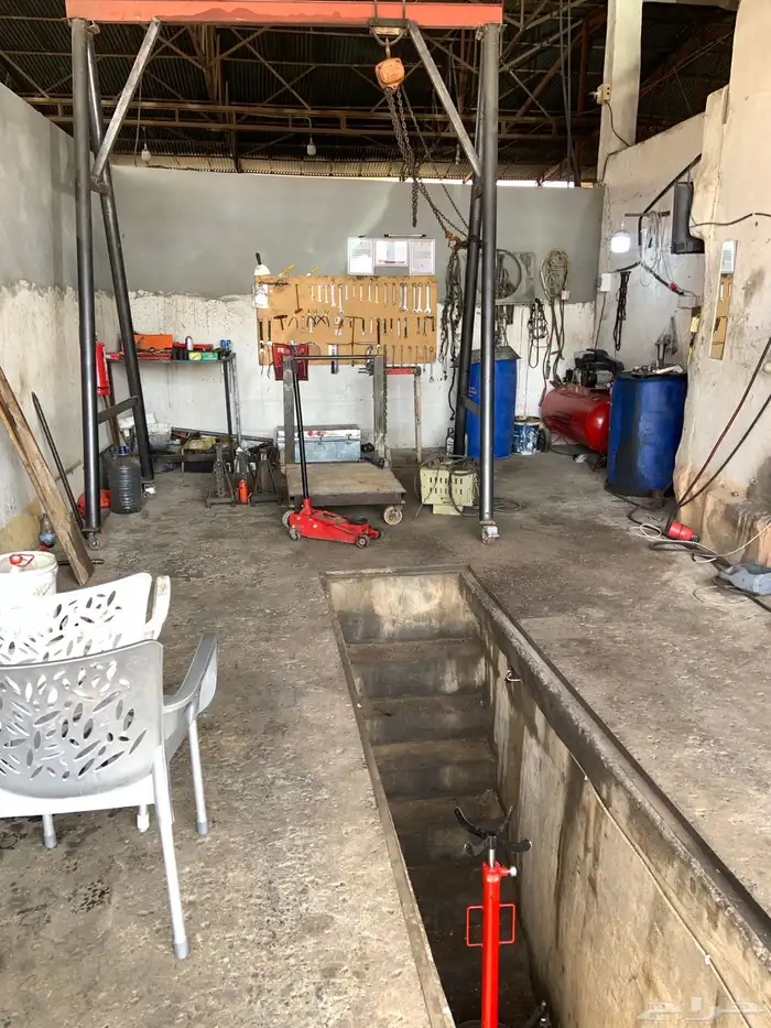 اغراض ورشة ميكانيكا للبيع 1