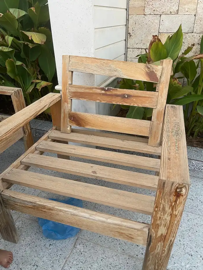 جلسة خارجية خشب مع مخدات 1