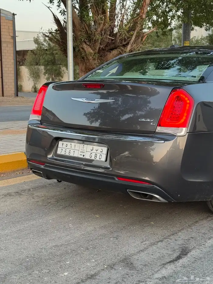 كرايسلر 2016 فل كامل هيمي 8V 9