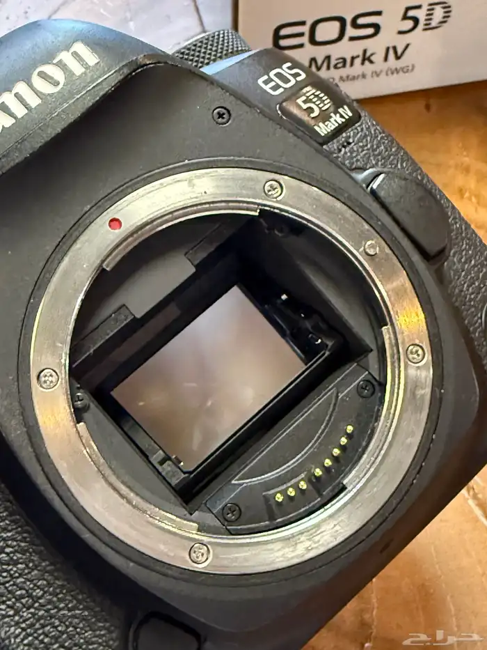 كاميرا كانون   Canon 5D IV 6