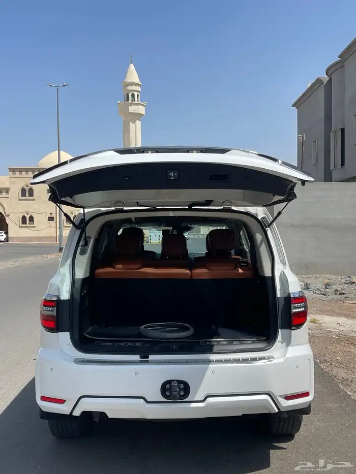 نيسان باترول تيتانيوم ( 8 سلندر ) 2023 فل كامل 23