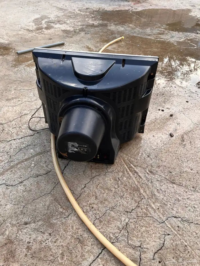 شاشه قديمه 5