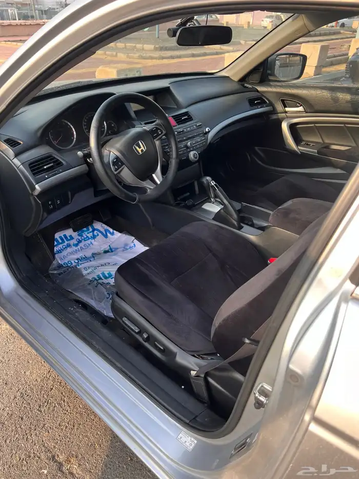 هوندا اكورد كوبيه v6 موديل 2008 5