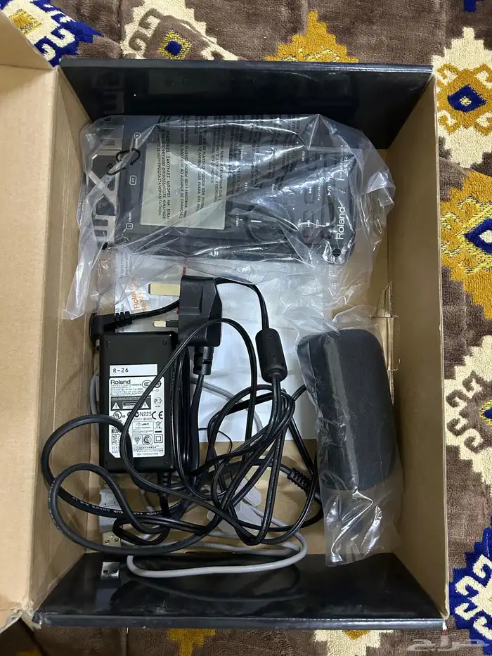 جهاز تسجيل Roland R-26 للبيع 1