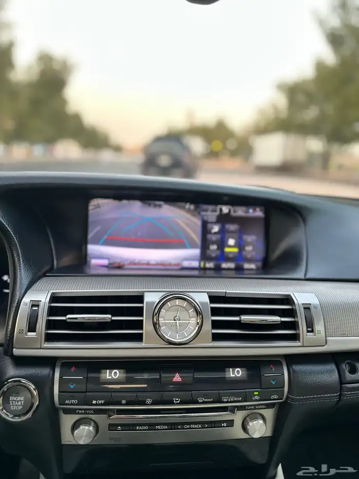 لكزس LS460 موديل 2013 سعودي اسبورت 28