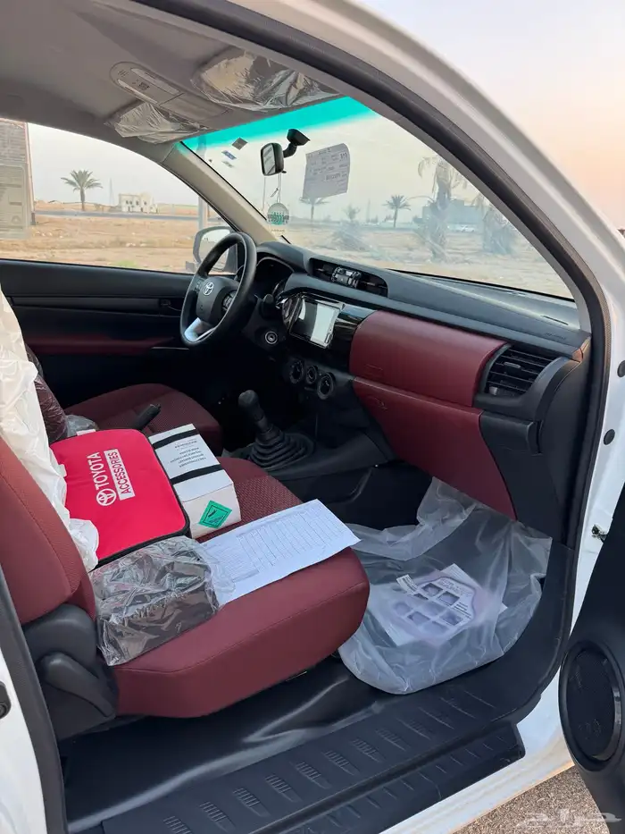هايلوكس غماره 2023 GLX اصفار بنزين 53