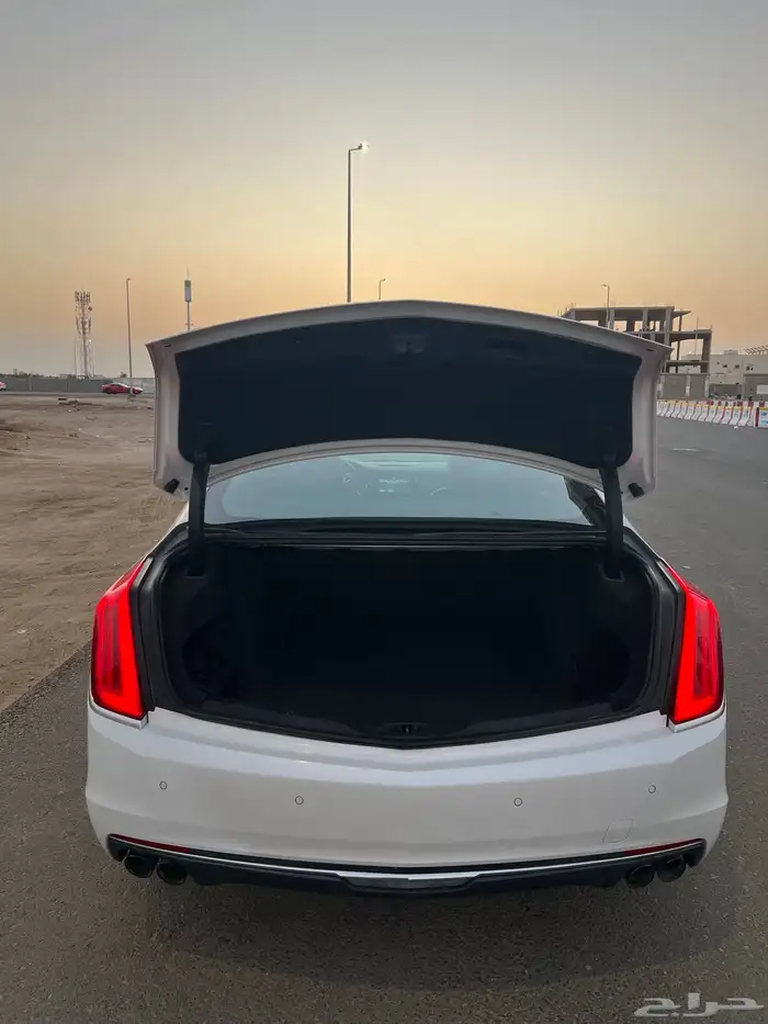 كاديلك CT6 سيارة مخزنة للبيع 40