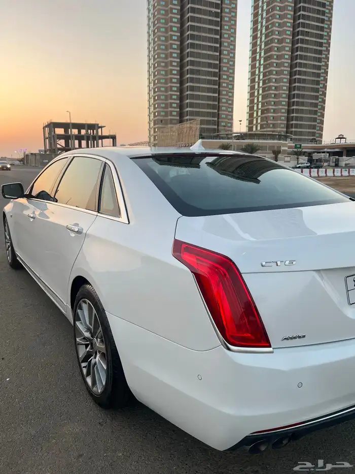 كاديلك CT6 سيارة مخزنة للبيع 10