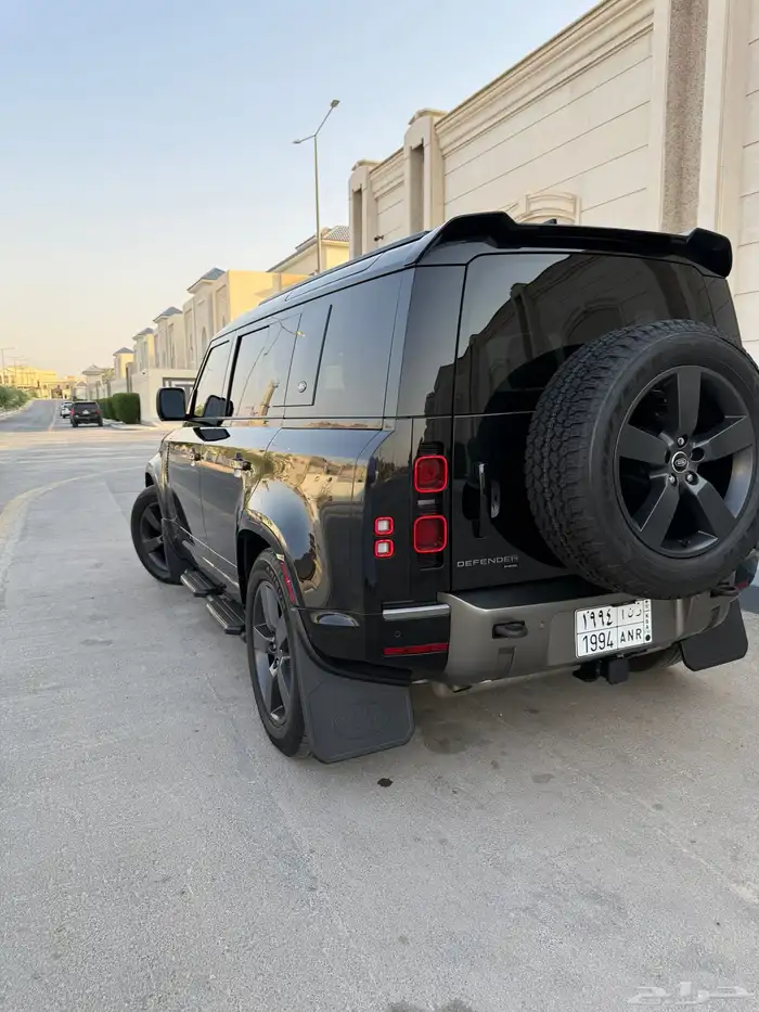ديفندر 2022 8