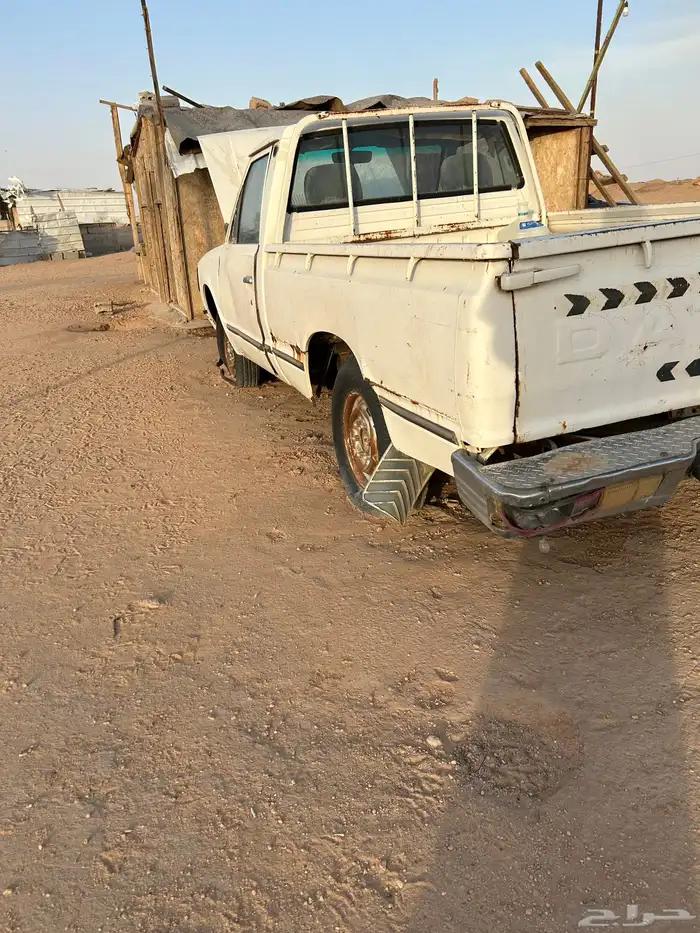 للبيع دتسن 1980 5