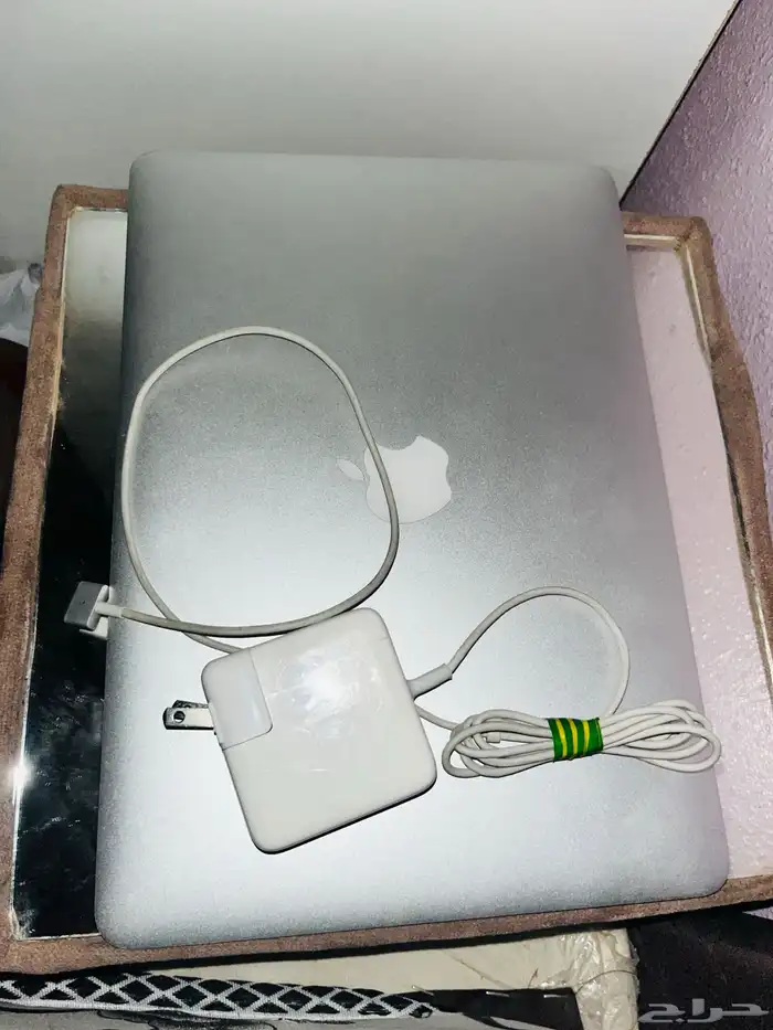 Macbook Air 2017 RAM 8 gb rom 128gb 5